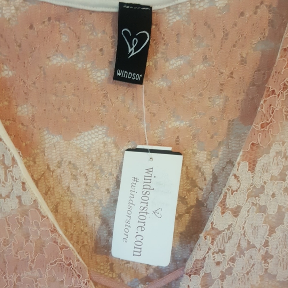 Dress - Picture 2 of 4
